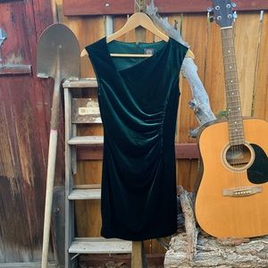 Green Velvet Vince Camuto Midi Dress.